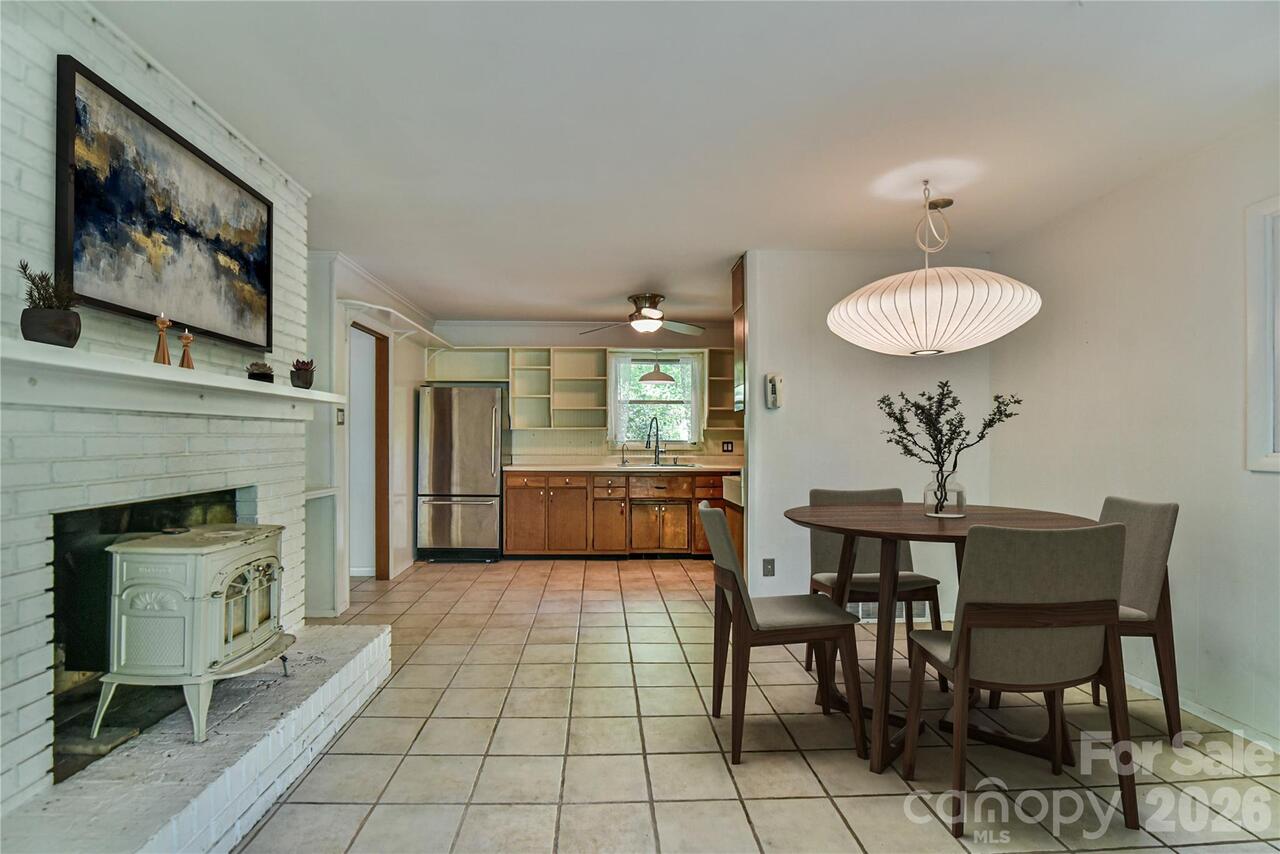 Listing Photo 17
