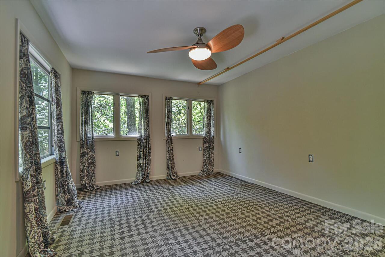 Listing Photo 25