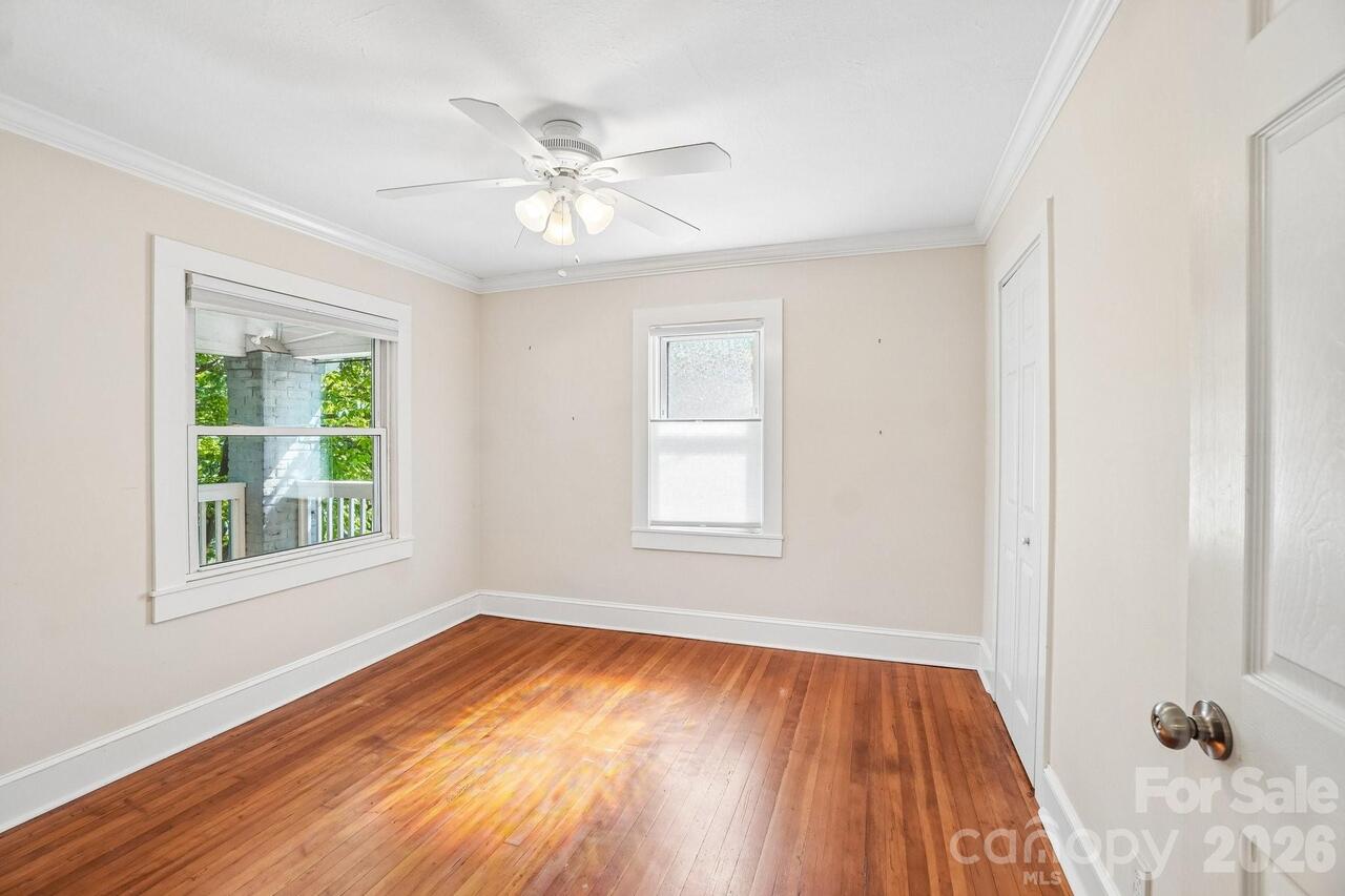 Listing Photo 7
