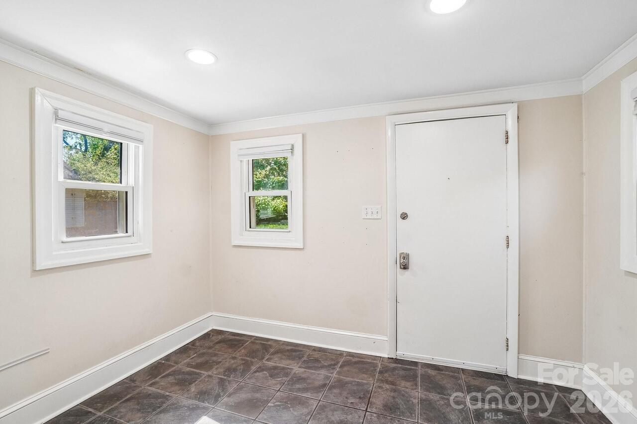 Listing Photo 13
