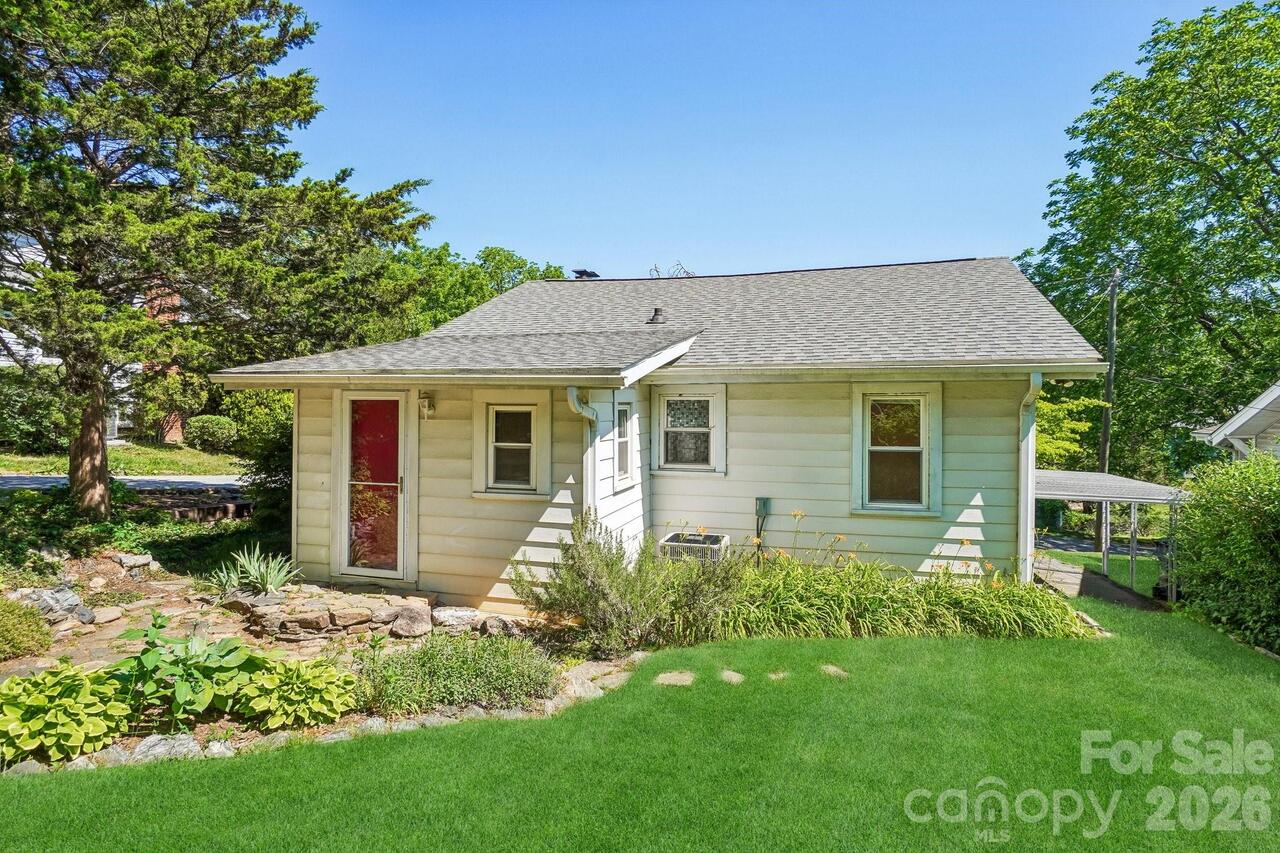 Listing Photo 18