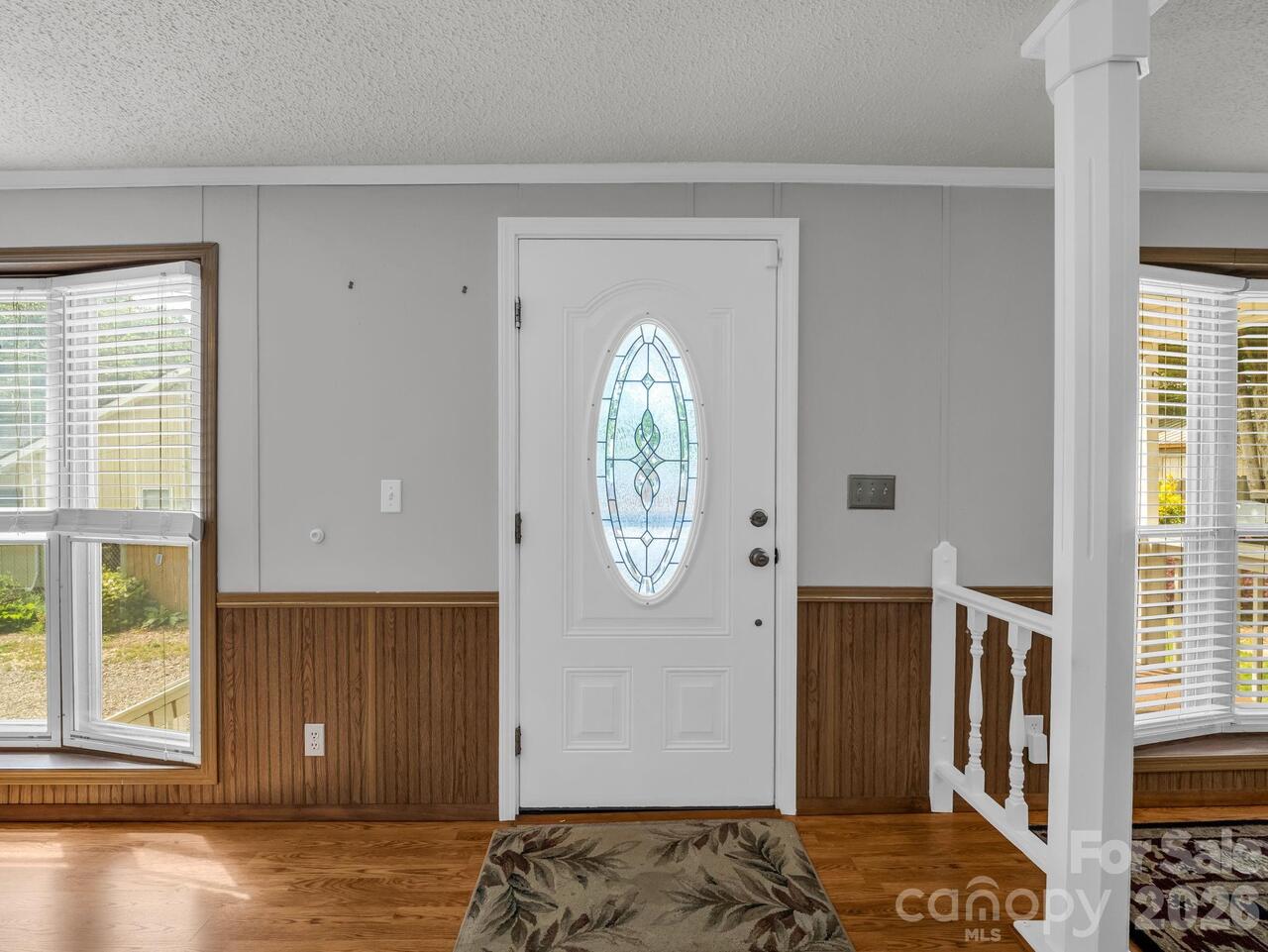 Listing Photo 8