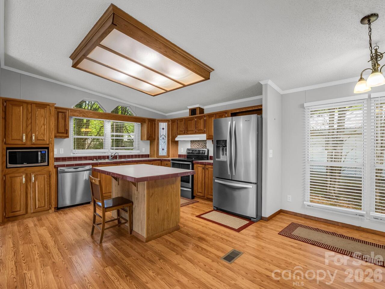 Listing Photo 14