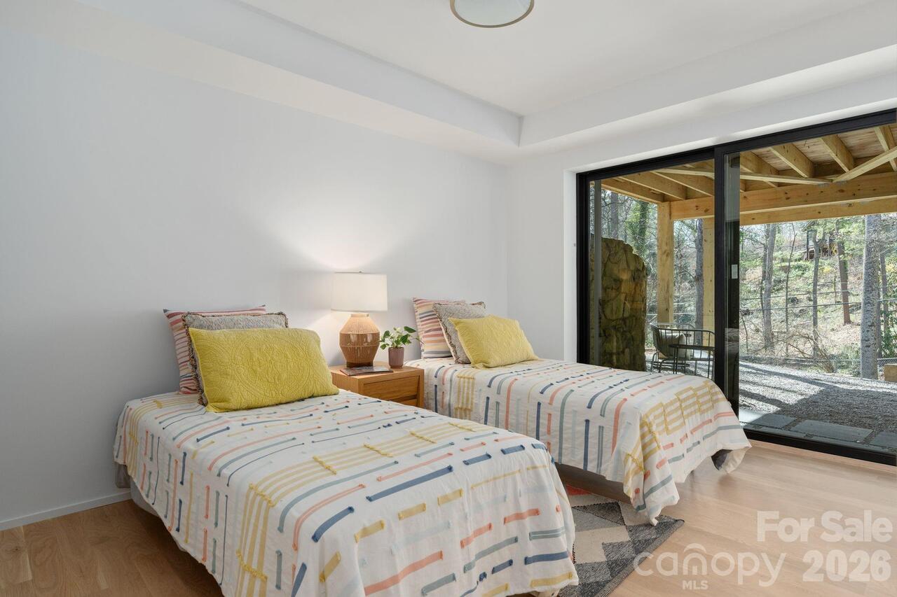Listing Photo 28