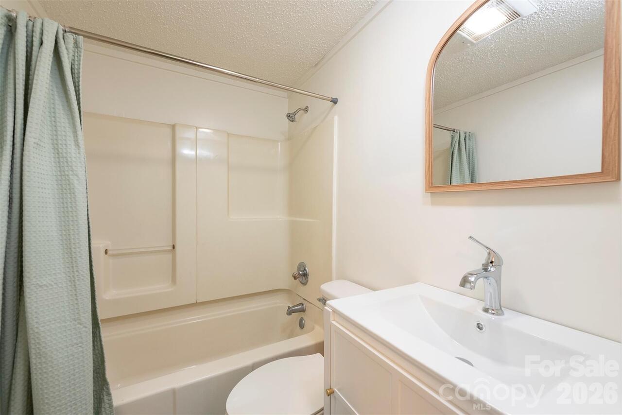 Listing Photo 10