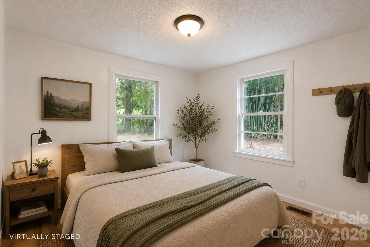 Listing Photo 11