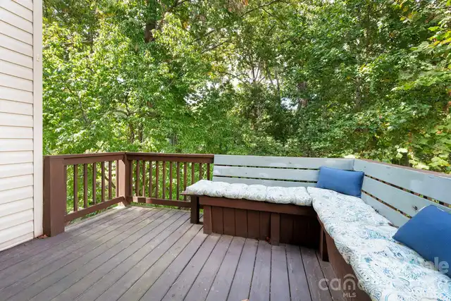 Listing Photo 13