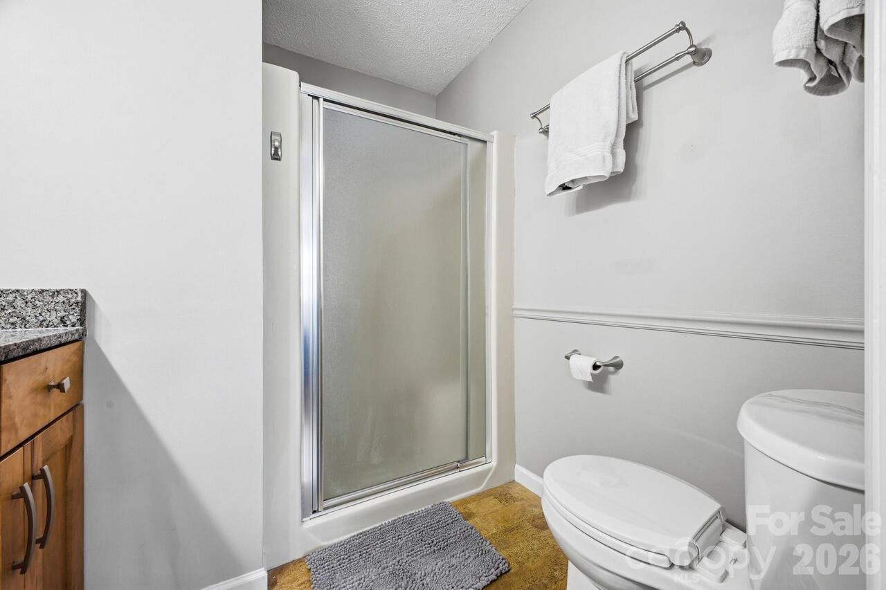 Listing Photo 14