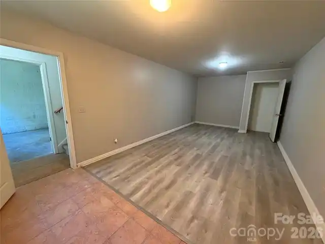 Listing Photo 25