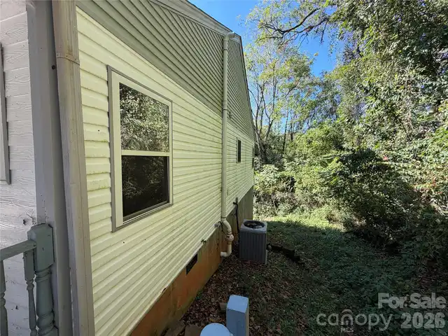 Listing Photo 37