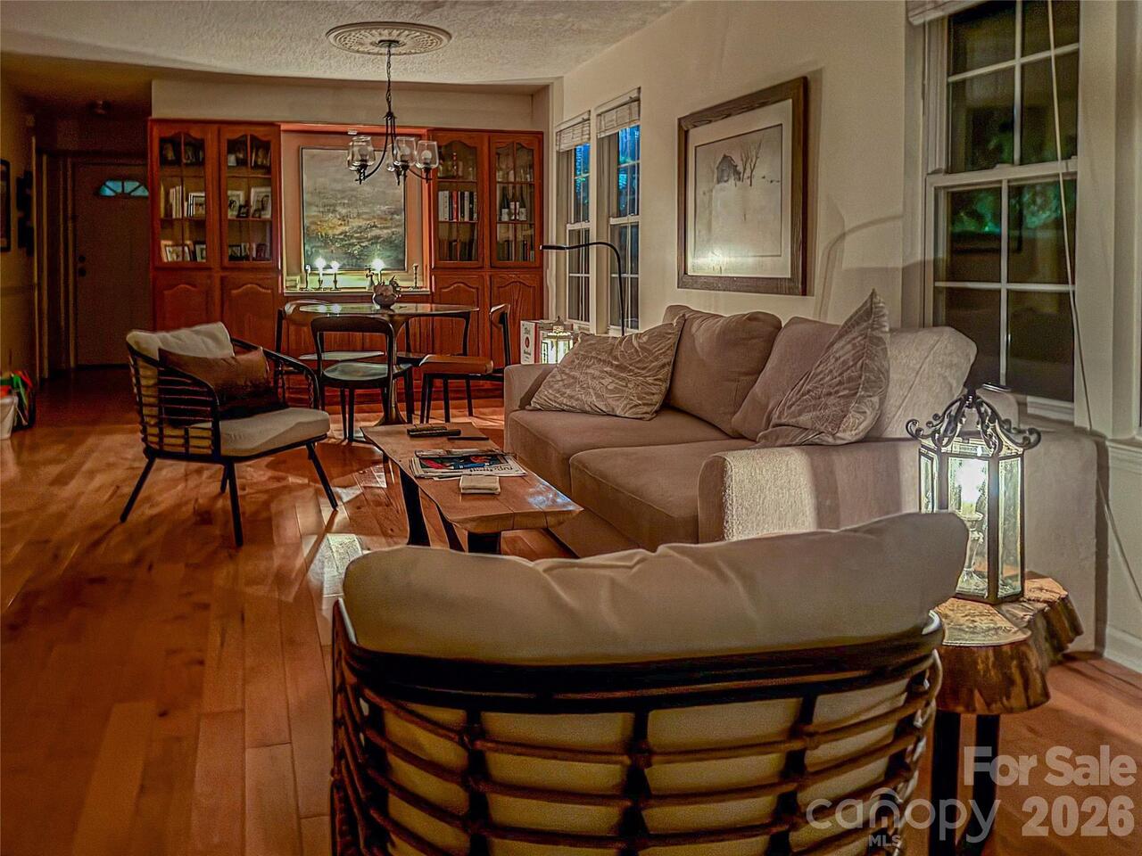 Listing Photo 13