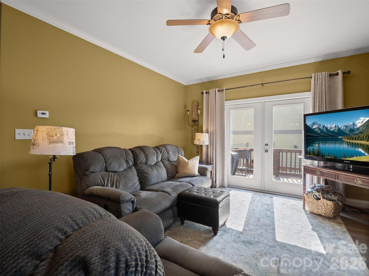 Listing Photo 14