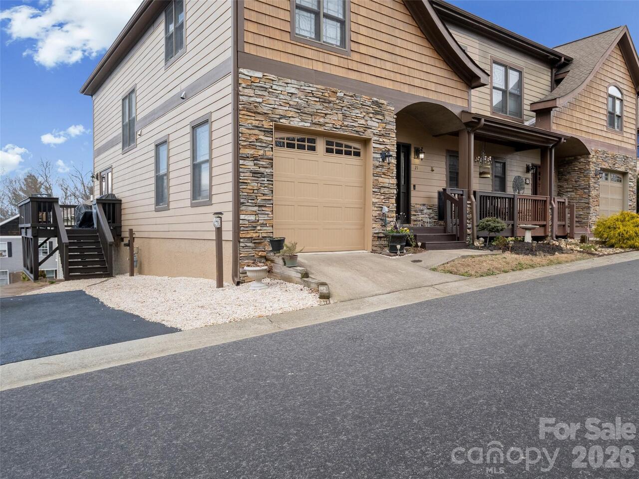 Listing Photo 37