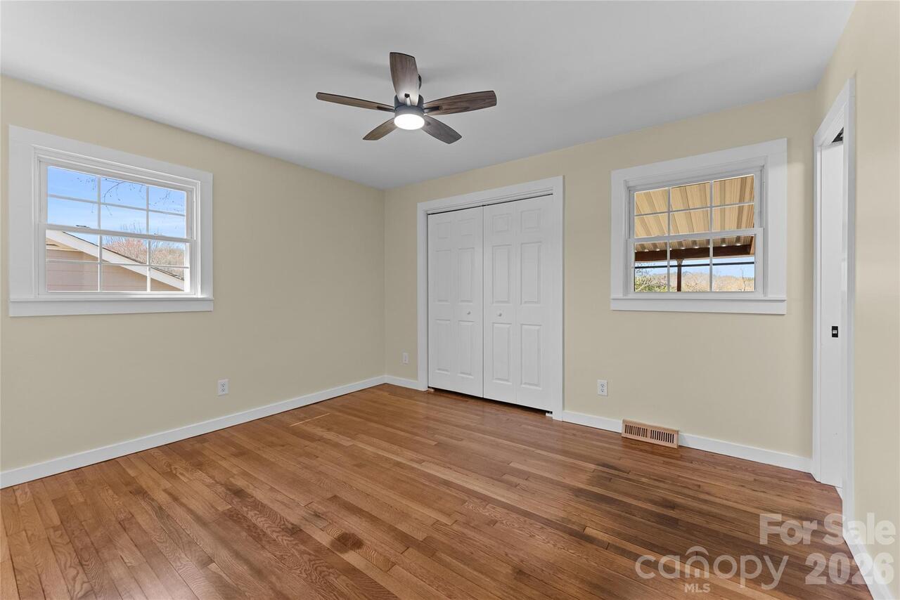 Listing Photo 25
