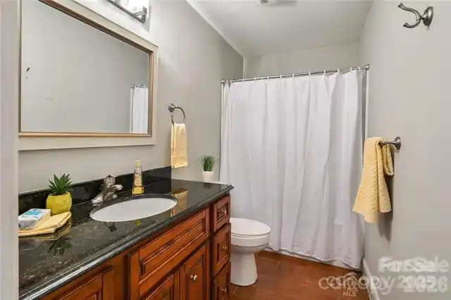 Listing Photo 22