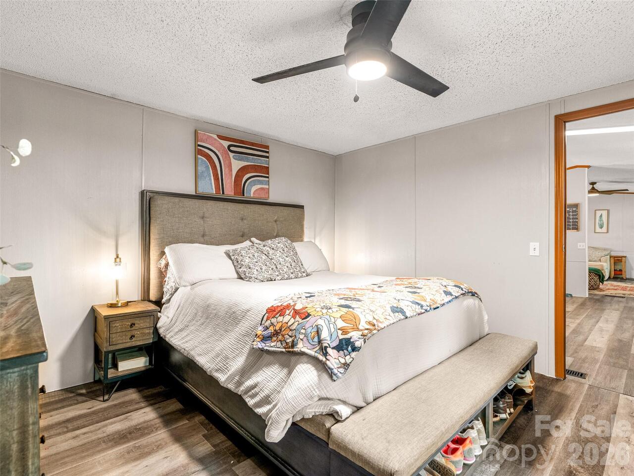 Listing Photo 14
