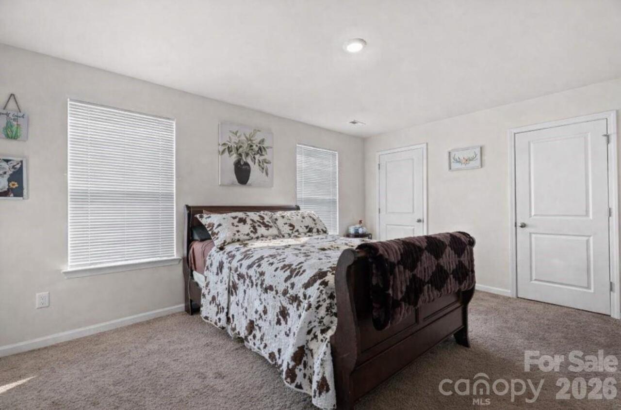 Listing Photo 14