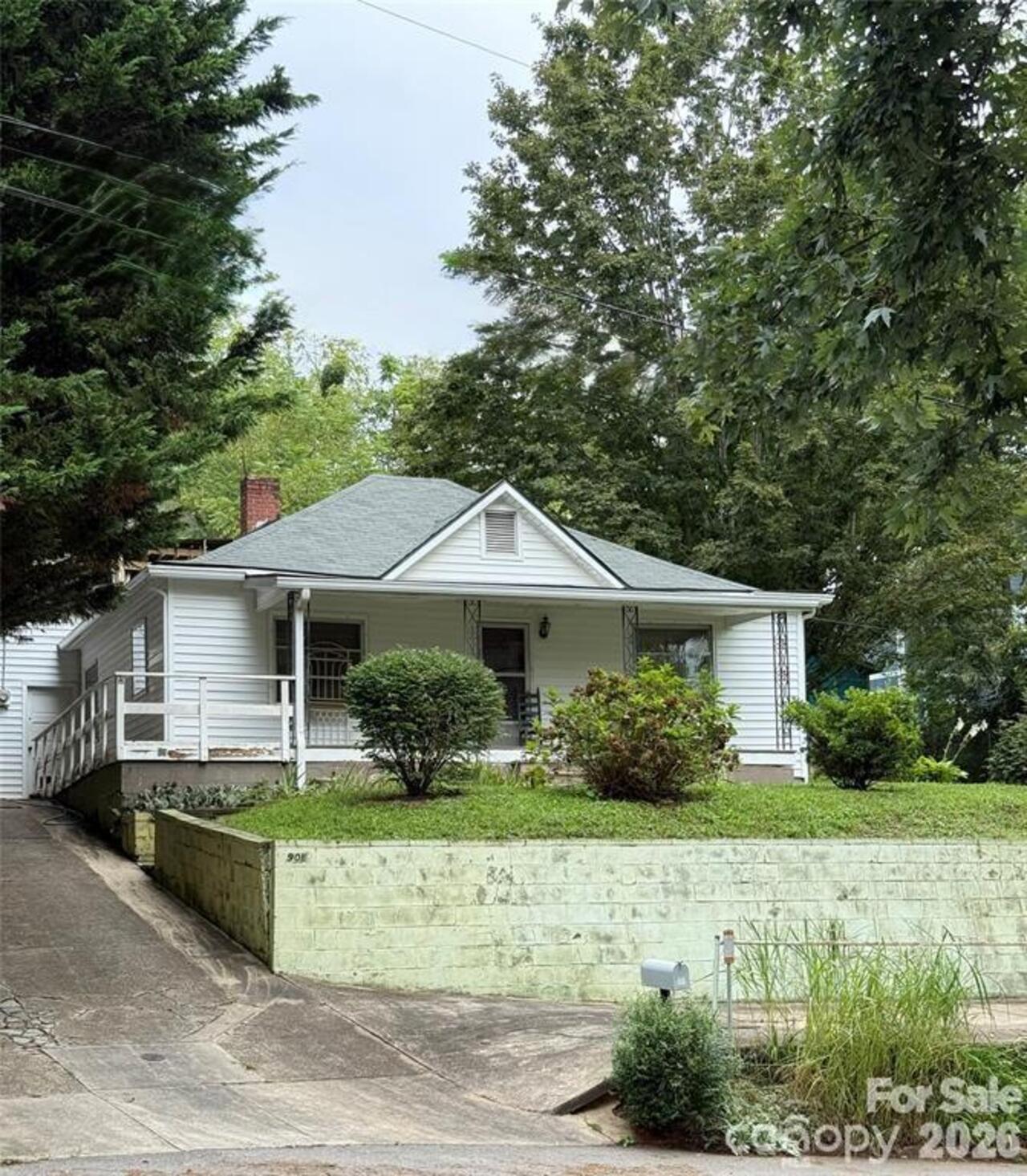 Listing Photo 1