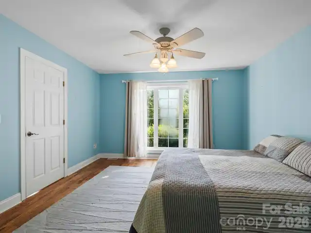 Listing Photo 18