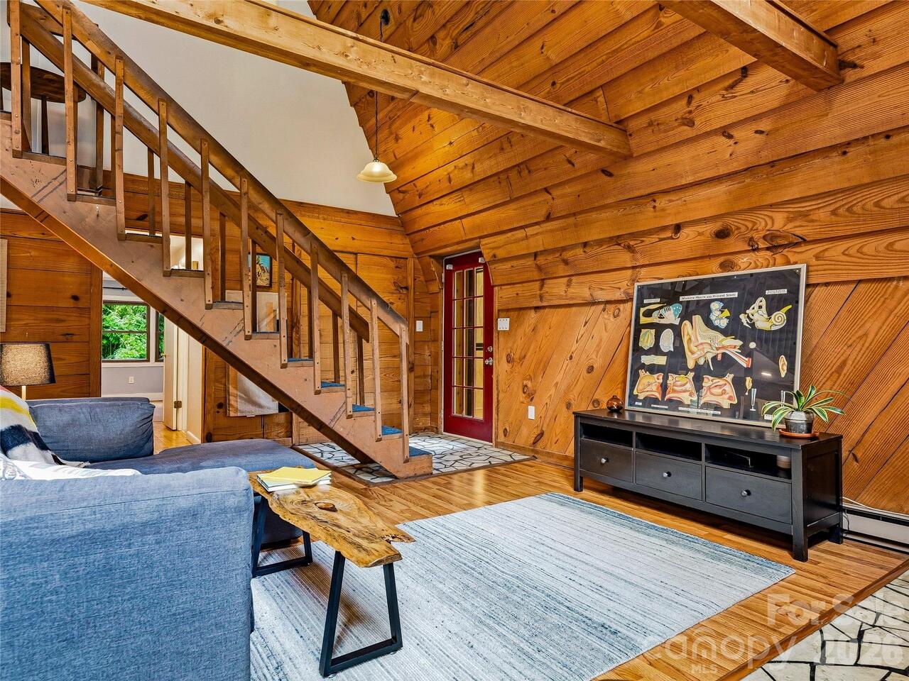 Listing Photo 6