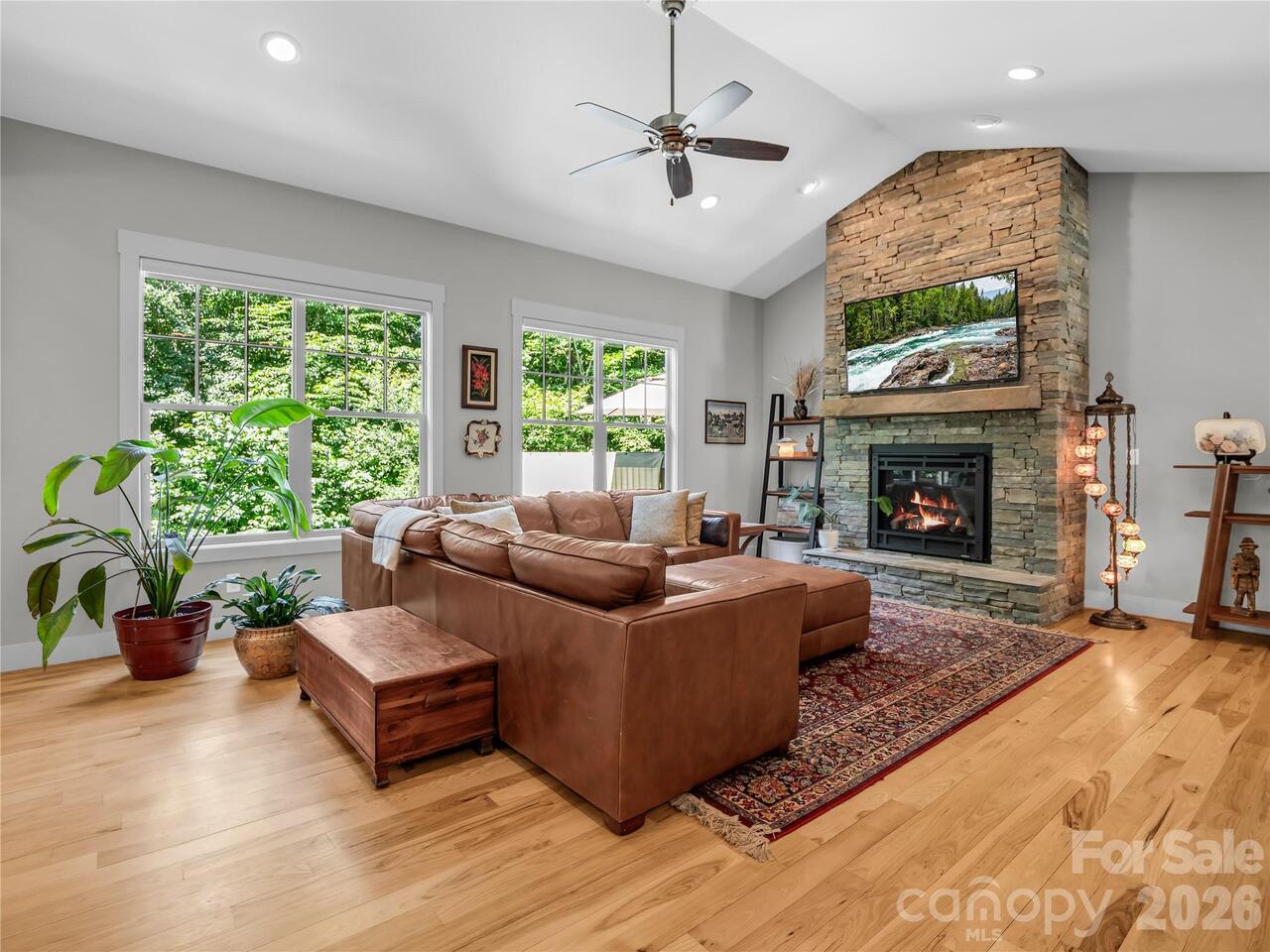 Listing Photo 7