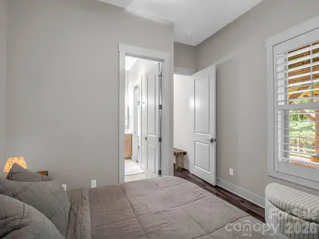 Listing Photo 29