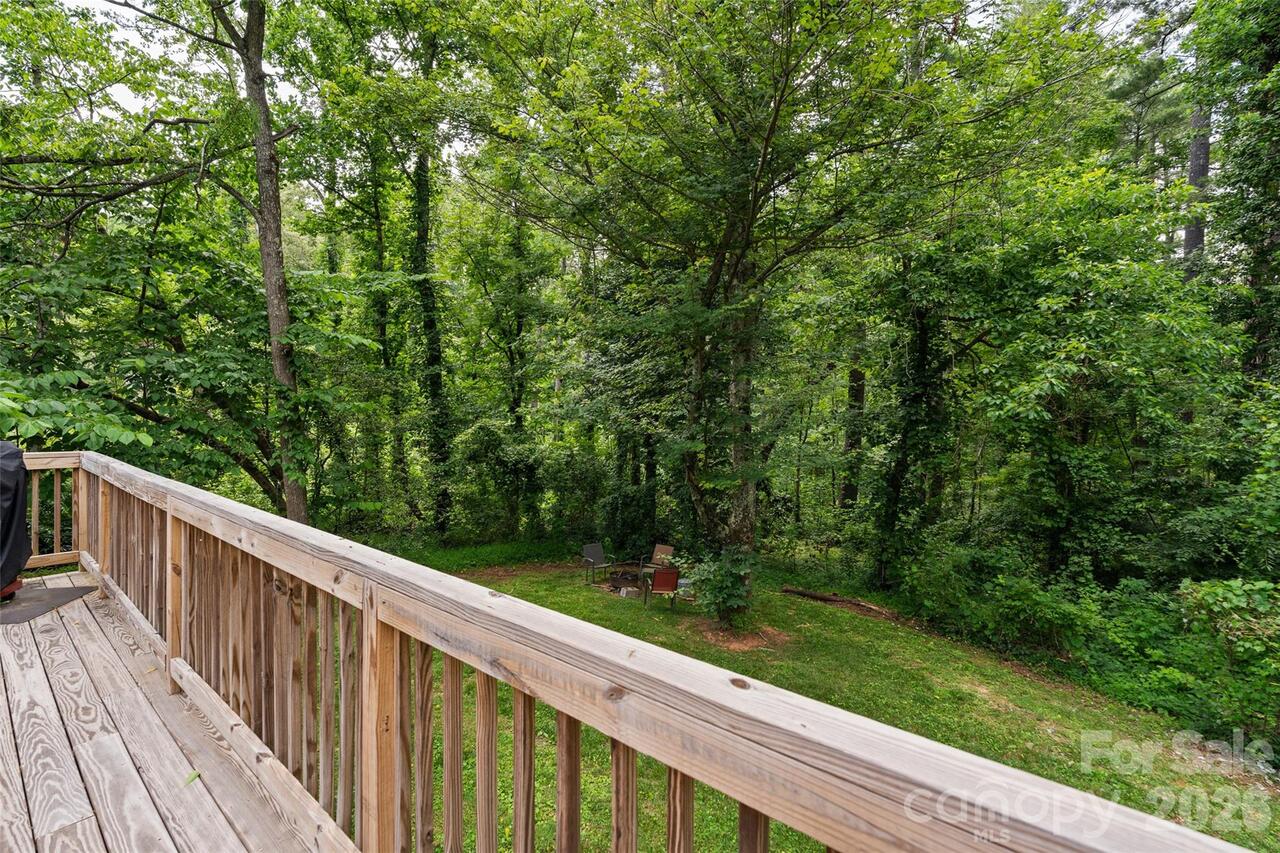 Listing Photo 18