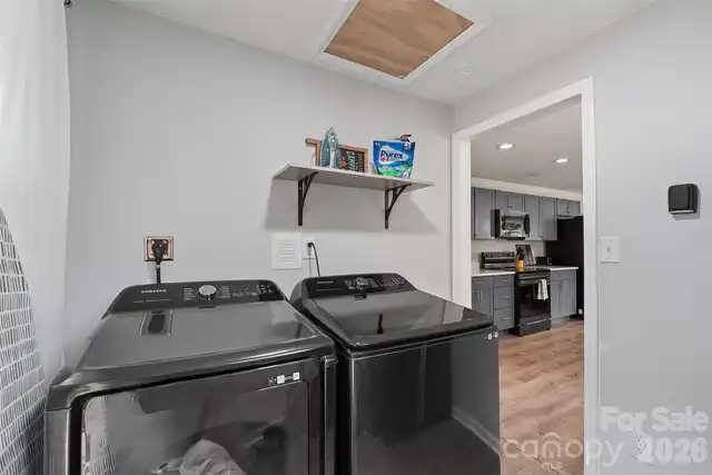Listing Photo 15