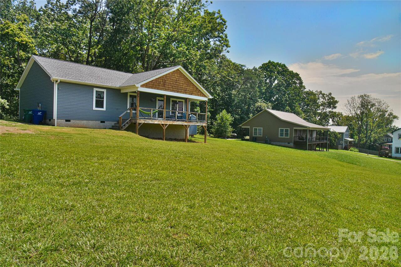 Listing Photo 18