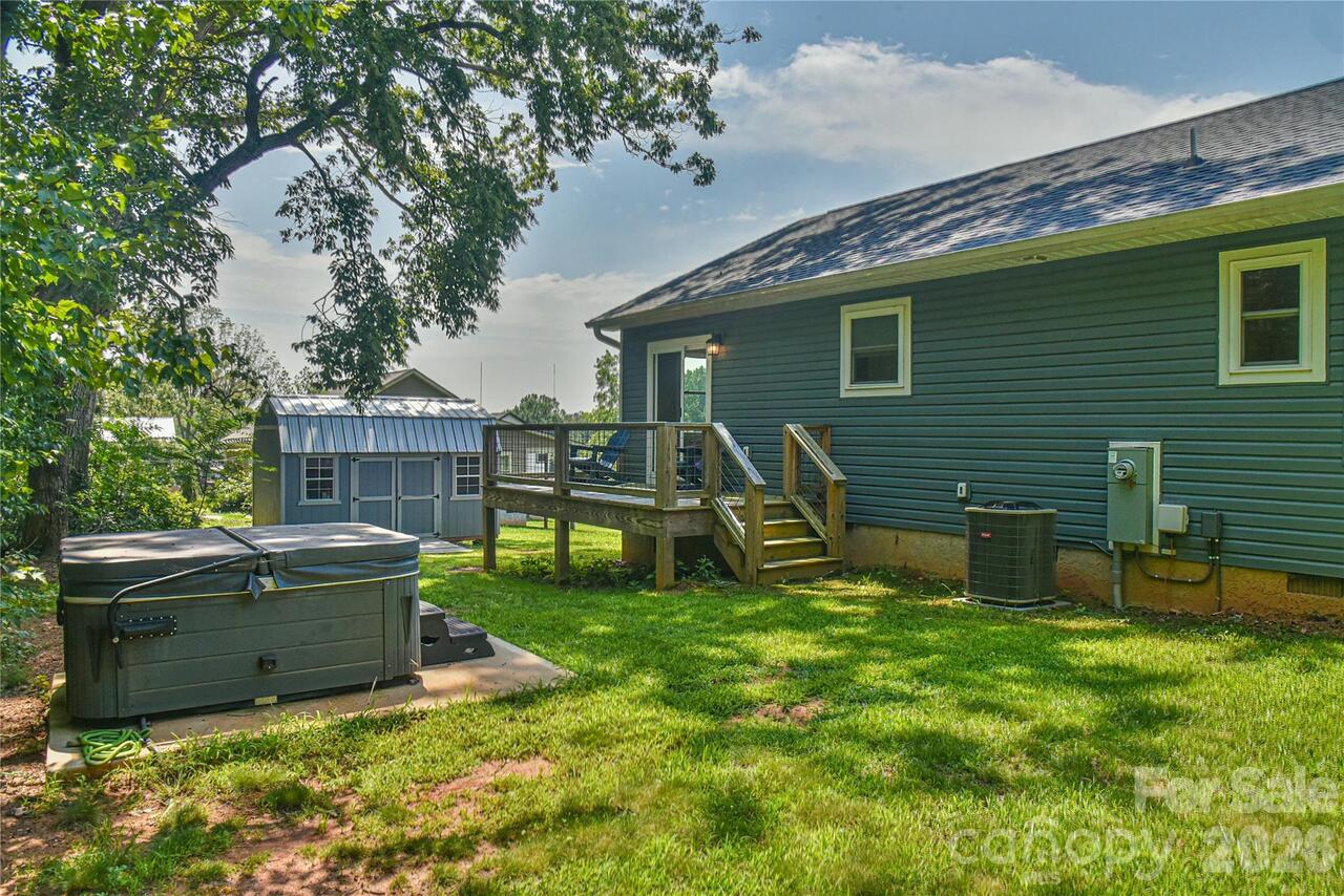 Listing Photo 22