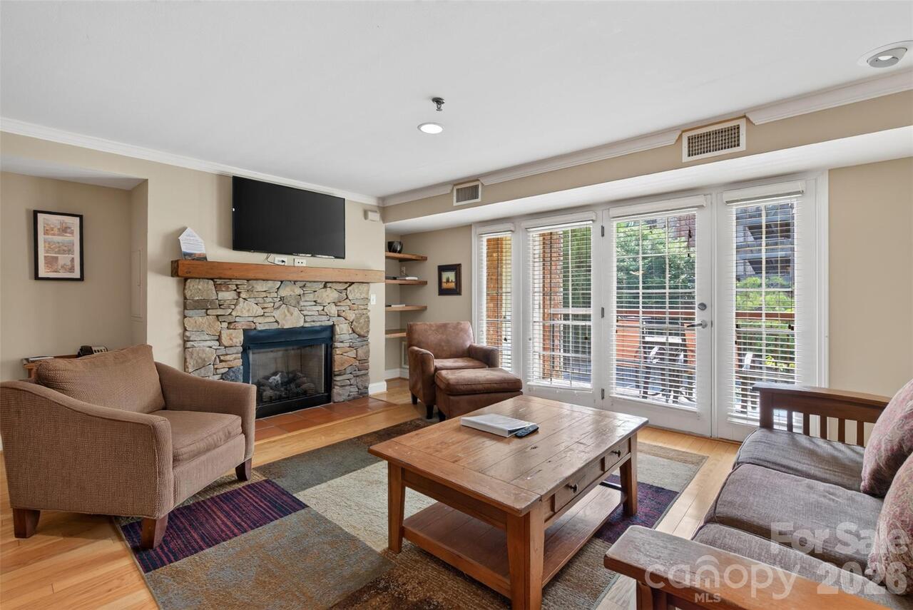 Listing Photo 7