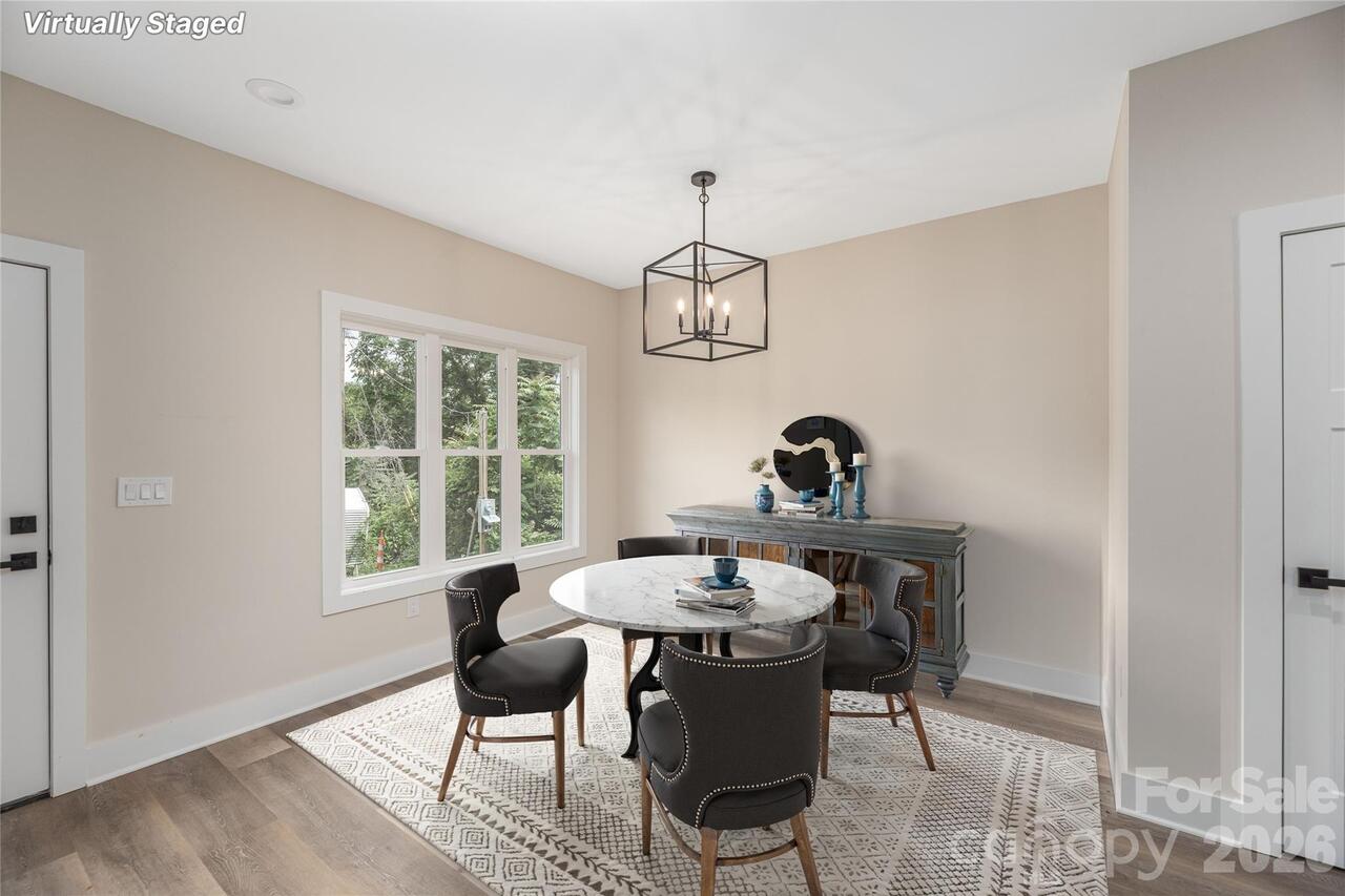 Listing Photo 12