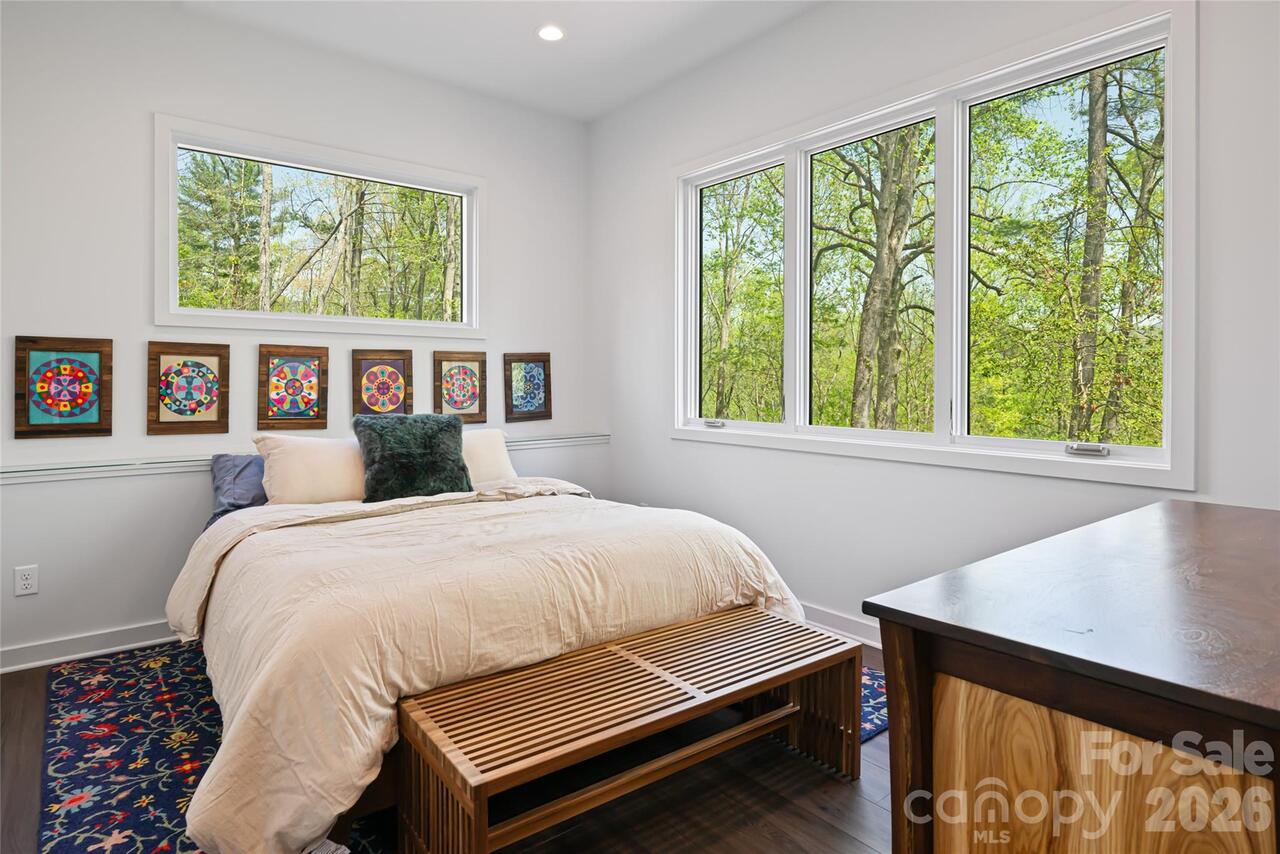 Listing Photo 29