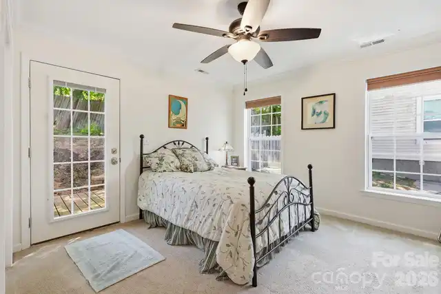 Listing Photo 14