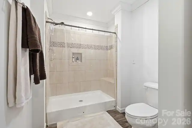 Listing Photo 17