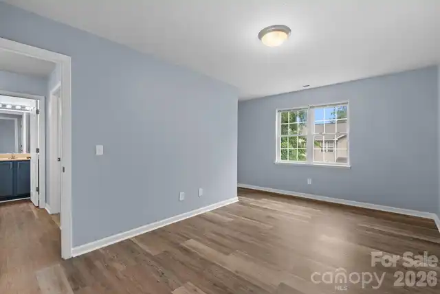 Listing Photo 22