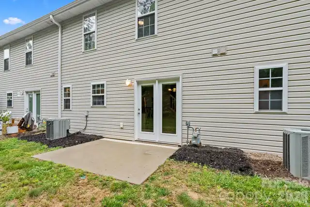Listing Photo 28