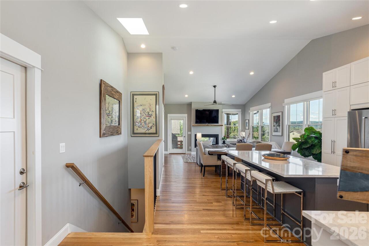 Listing Photo 7
