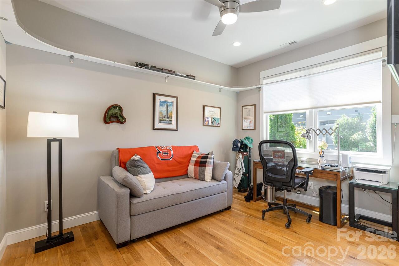 Listing Photo 25