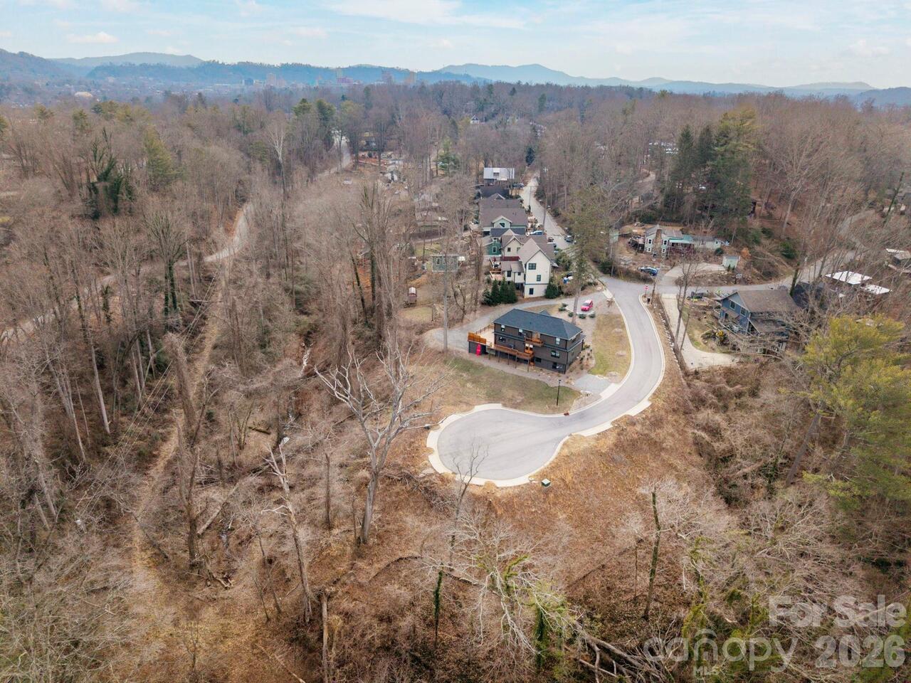 Listing Photo 6