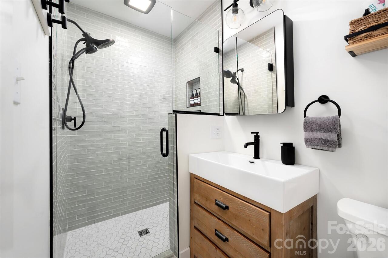 Listing Photo 27