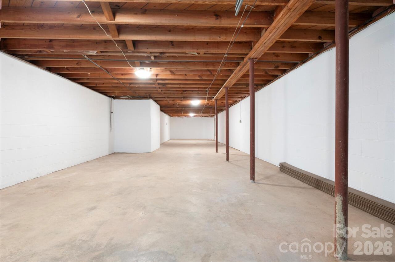 Listing Photo 34