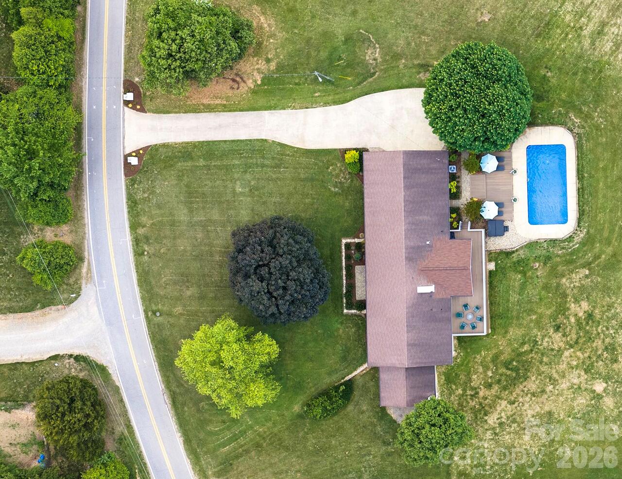 Listing Photo 8
