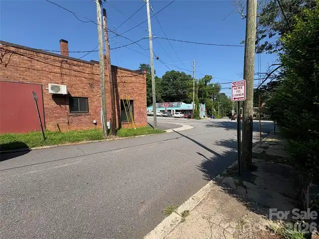 Listing Photo 28