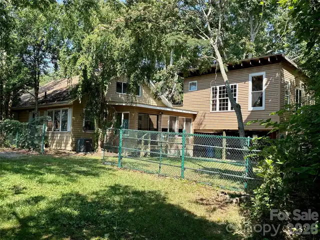 Listing Photo 35
