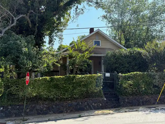 Listing Photo 37