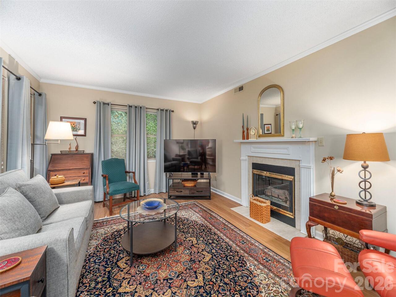 Listing Photo 5