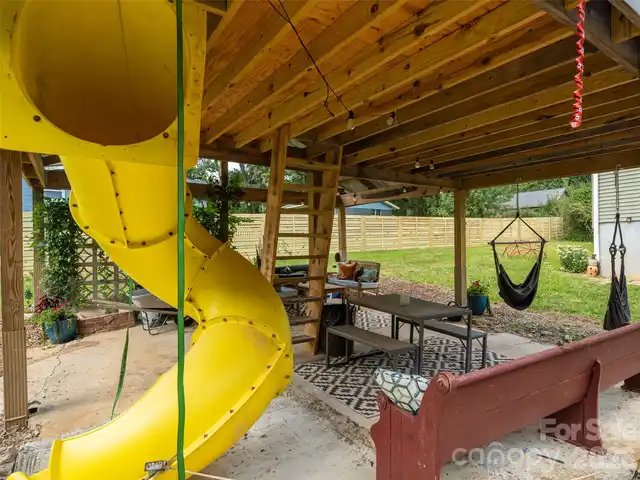 Listing Photo 43