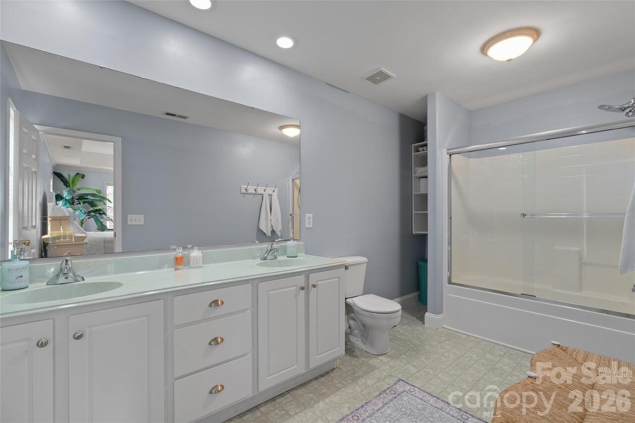 Listing Photo 25