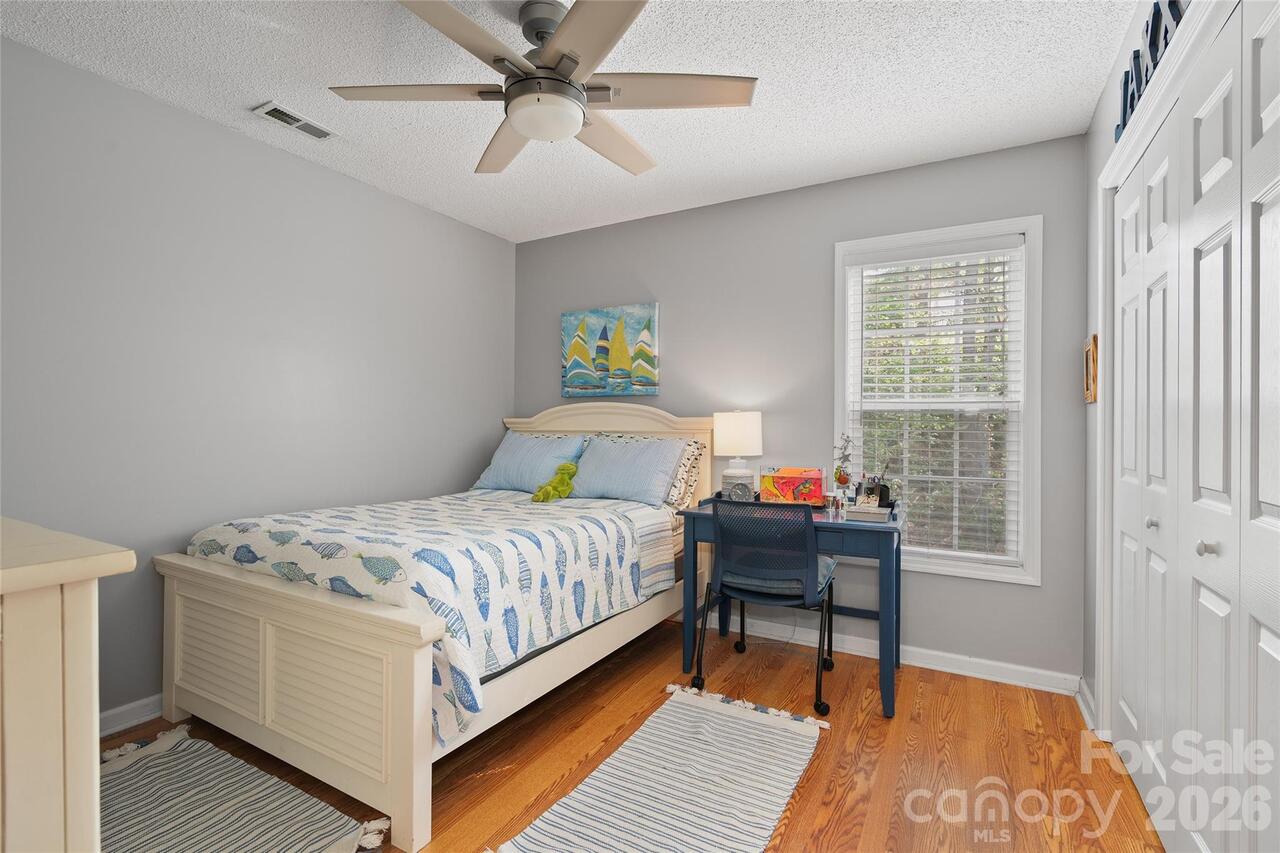 Listing Photo 28